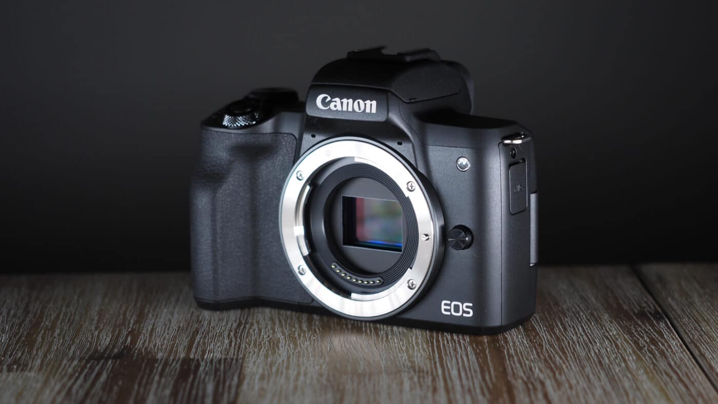 Đánh giá Canon EOS M50 Mark II Có đủ hấp dẫn để nâng cấp?