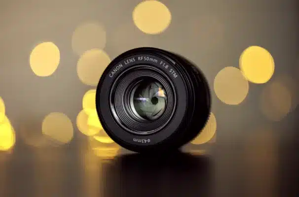 Canon RF 50mm STM cũ là lựa chọn tiết kiệm mà vẫn mang lại hiệu suất tối ưu cho anh em