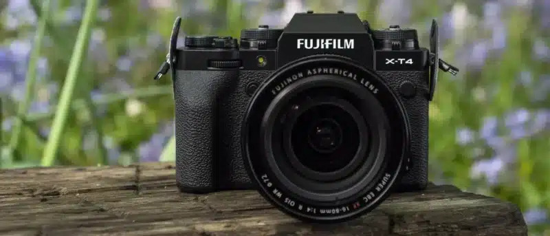 Fujifilm XT4 cũ nổi bật với khả năng quay UHD và DCI 4K ở tốc độ lên đến 60fps