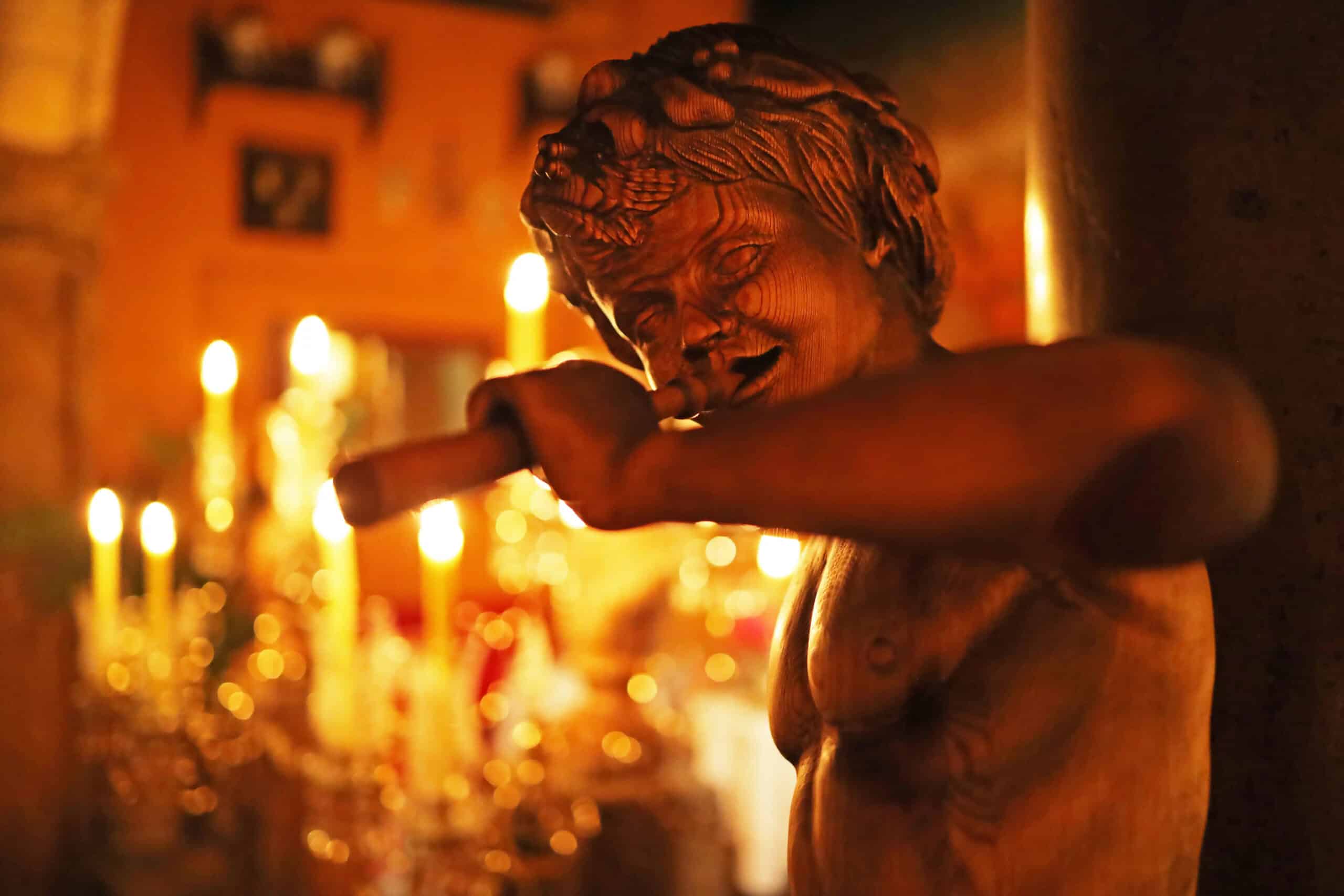 Độ phân giải cao 2.36 triệu điểm ảnh, giúp hiển thị hình ảnh rõ nét trong điều kiện ánh sáng yếu