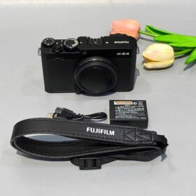 Fujifilm X-E4 cũ