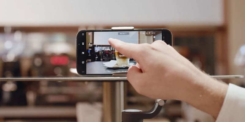 Người dùng hãy chọn DJI Osmo Mobile 6 vì mức giá ổn