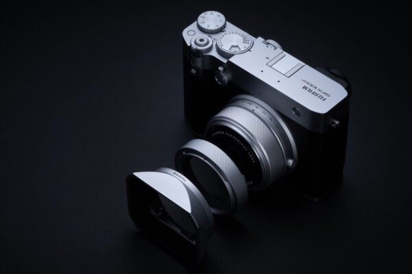Ra Mắt Fujifilm GFX100RF