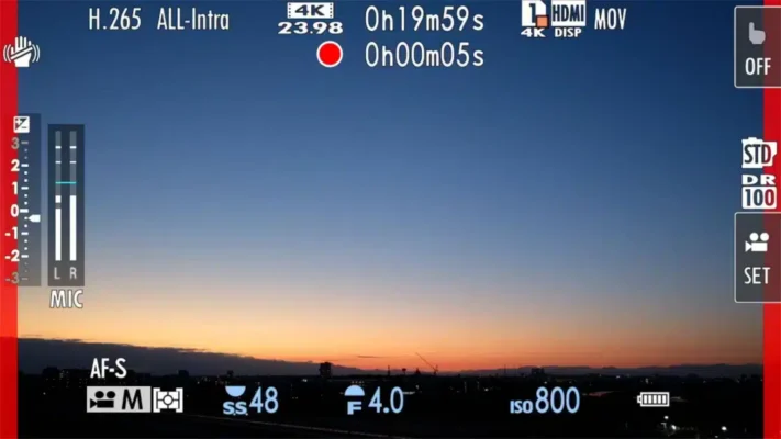 Ra Mắt Fujifilm GFX100RF