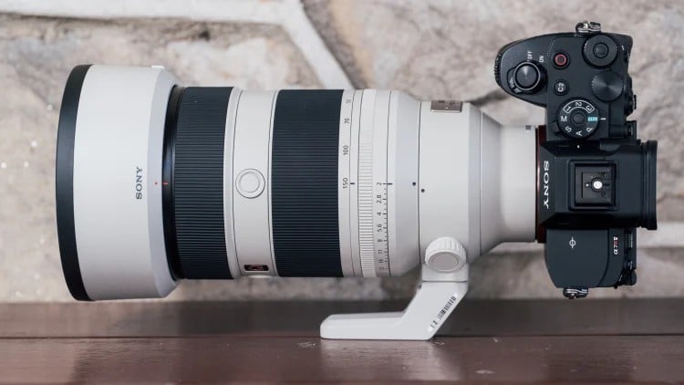 Đánh giá Sony FE 50-150mm F2 GM cho thấy đây là ống kính telezoom full-frame f/2 đầu tiên có thiết kế cực kỳ gọn nhẹ