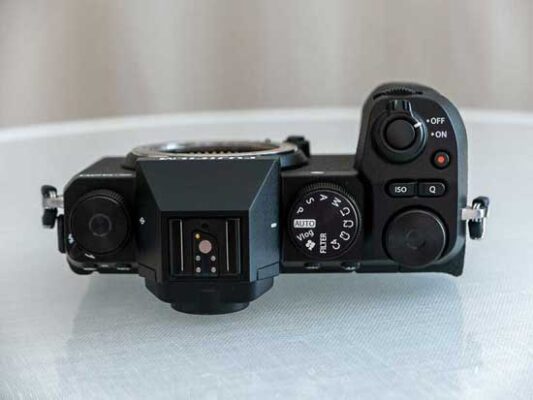 So Sánh Fujifilm X-M5 vs Fujifilm X-S20