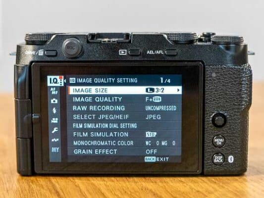 So Sánh Fujifilm X-M5 vs Fujifilm X-S20