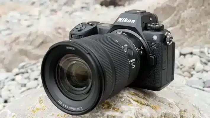 Top Máy Ảnh Mirrorless Tốt Nhất 2025