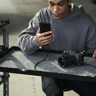 Sony FX2 mang đến khả năng kết nối vượt trội