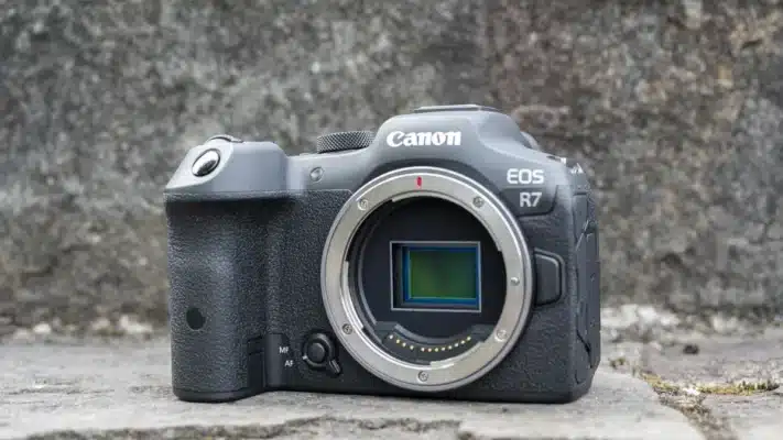 Top 8 Máy Ảnh Canon Tốt Nhất Năm 2025