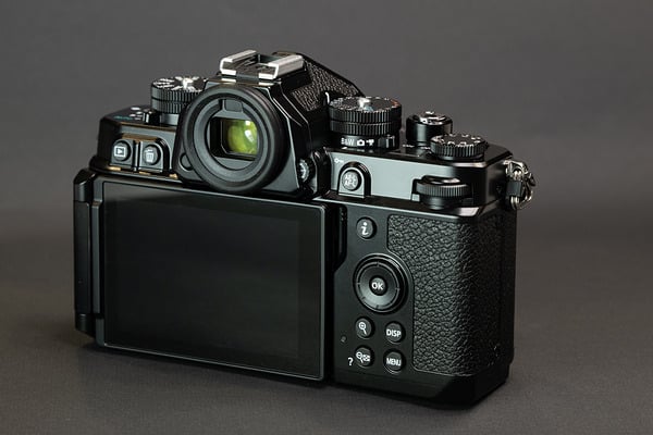 Review Nikon Zf