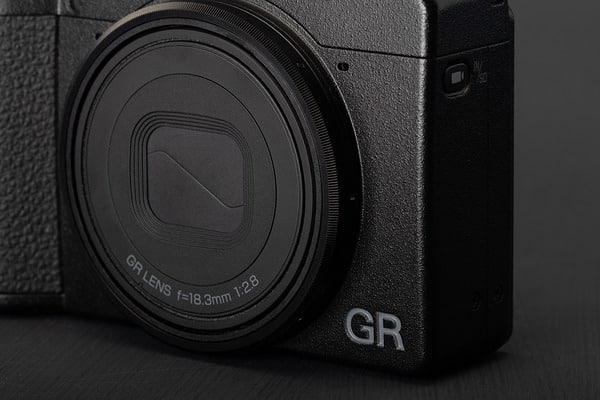Review Ricoh GR IV 
