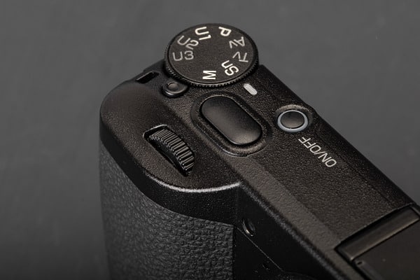 Review Ricoh GR IV 