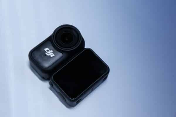 ra mắt DJI Osmo Nano