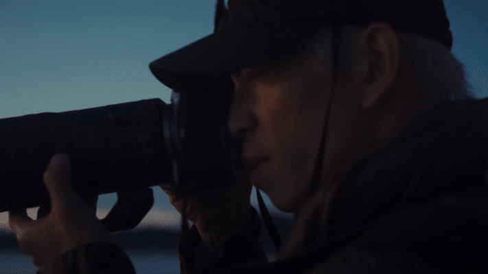 Canon R6 III sở hữu hệ thống ổn định hình ảnh trong thân máy (IBIS) được nâng cấp, cung cấp khả năng bù trừ rung máy lên đến 8.5 stop ở trung tâm khung hình và 7.5 stop ở vùng ngoại vi