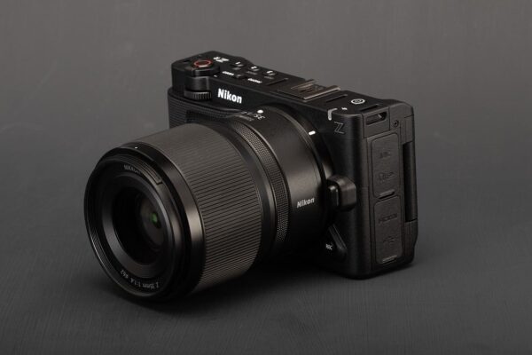 Review Nikon ZR