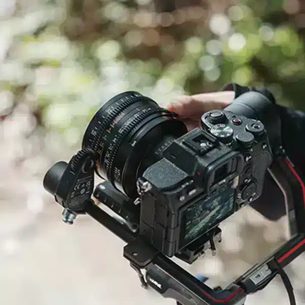 TTArtisan 50mm T2.1 Dual-Bokeh Cine - Ảnh 4