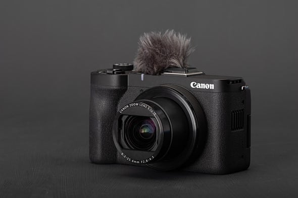 Top máy ảnh zoom nhỏ gọn tốt nhất năm 2025