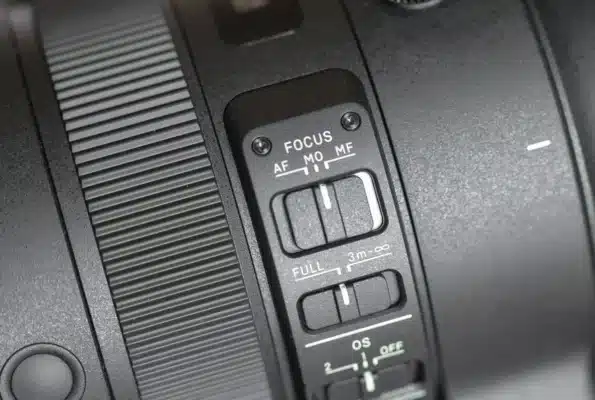 Lấy nét thủ công là gì?