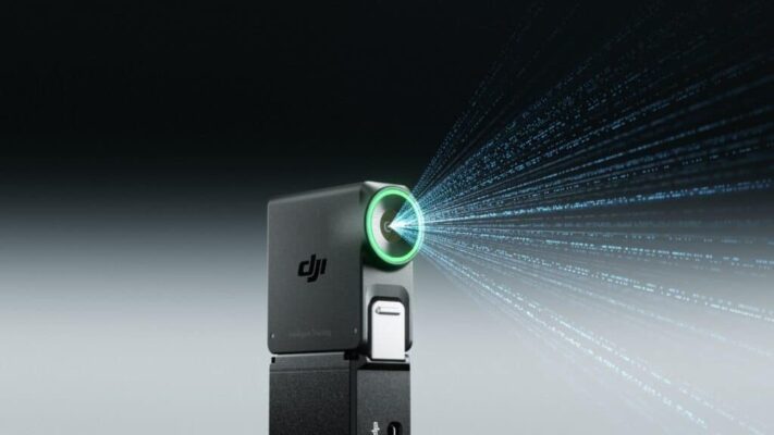 DJI RS 5 tích hợp mô-đun theo dõi thông minh nâng cấp