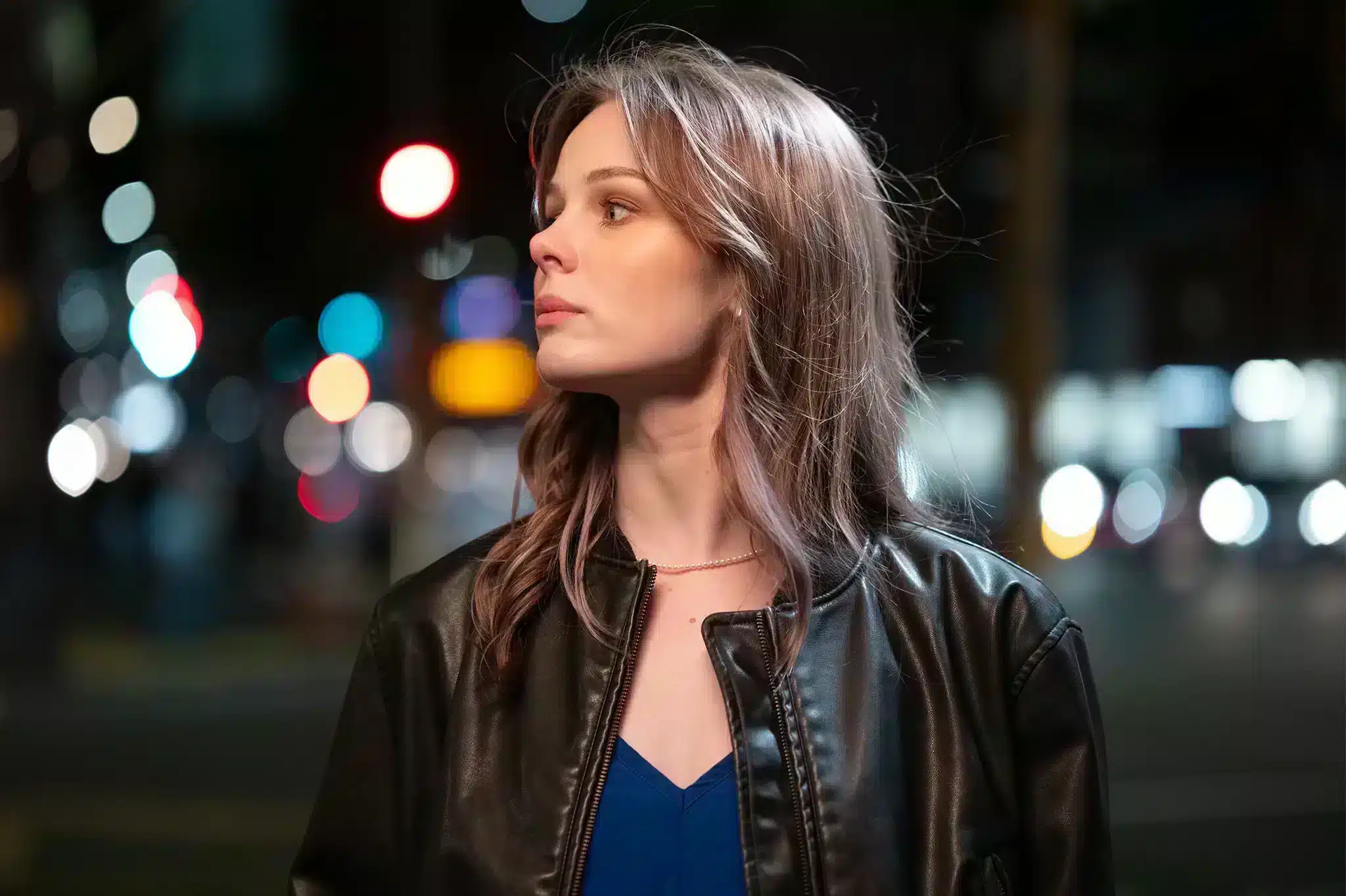 Khẩu độ siêu lớn f/1.2 là lợi thế nổi bật giúp Viltrox 56mm Pro Z khác biệt rõ ràng so với các ống kính APS-C cùng tiêu cự