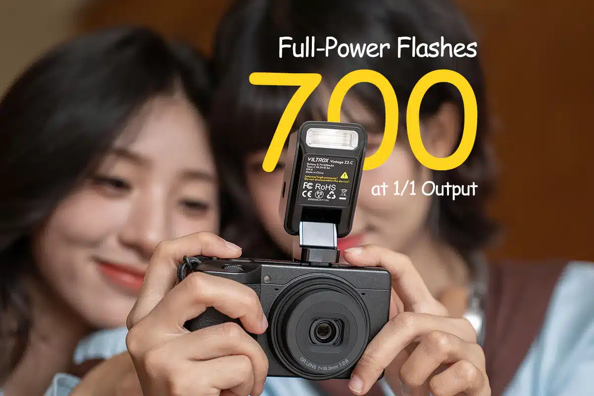 Vintage Z2 được trang bị pin sạc tích hợp dung lượng 420mAh, cho phép thực hiện tới 700 lần nháy