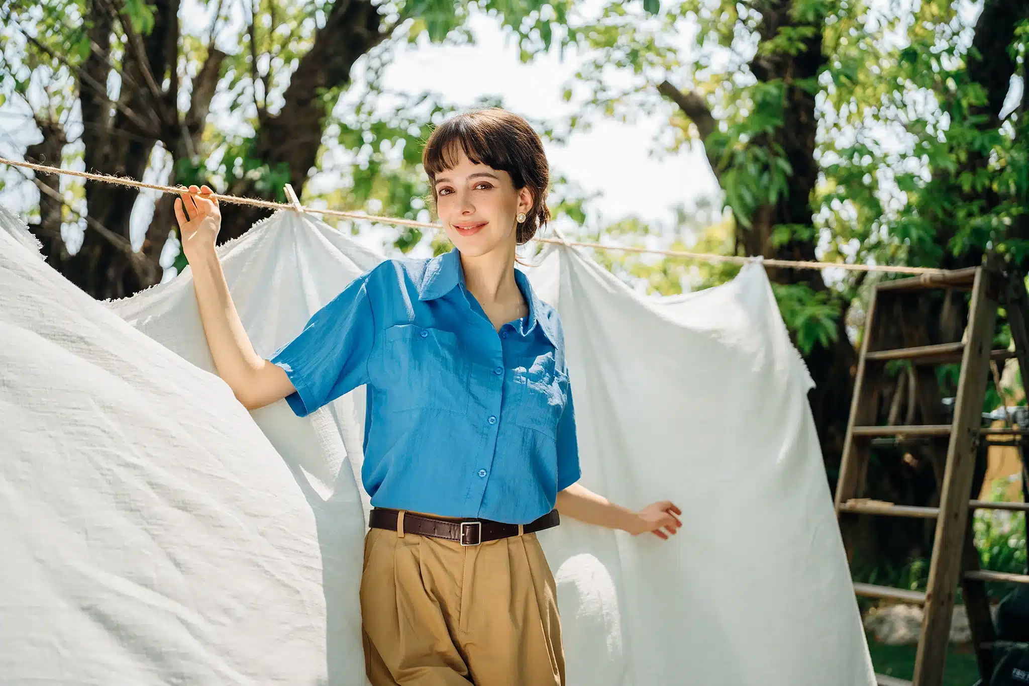 Thấu kính UA hỗ trợ tạo hiệu ứng bokeh mềm mại, vùng chuyển nét mượt mà và khả năng tách chủ thể rõ ràng, mang lại chiều sâu hình ảnh