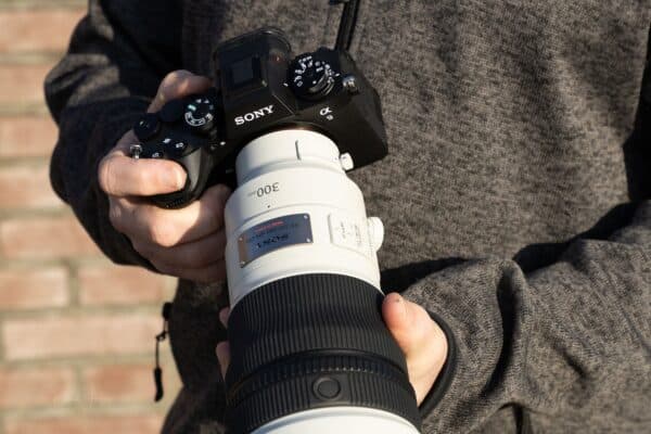 Khẩu độ f/2.8 – Hiệu quả trong điều kiện thiếu sáng