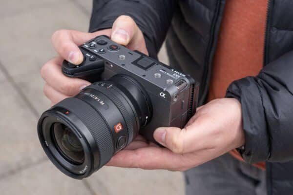 Cảm biến Full-frame 