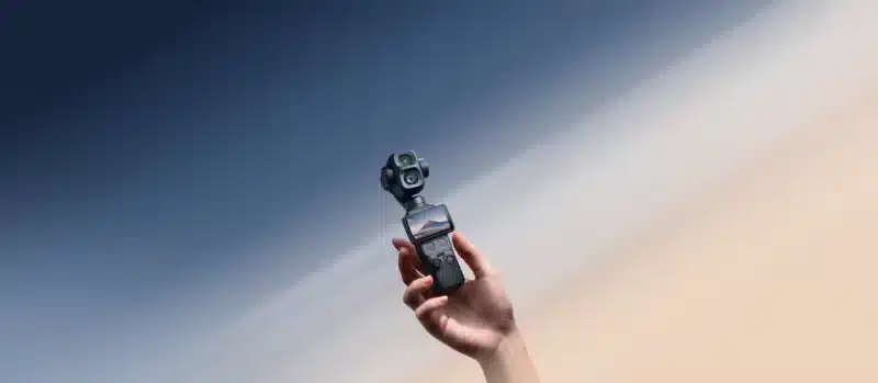 Ngoài màn hình cảm ứng quen thuộc, Pocket 4 Pro còn hỗ trợ điều khiển bằng cử chỉ (Gesture Control)