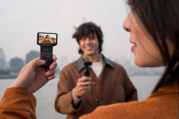 Ra mắt Insta360 Luna Ultra
