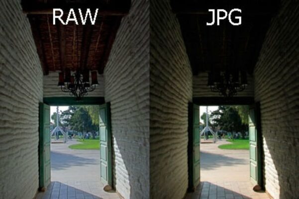Sự khác biệt lớn nhất giữa RAW và JPEG nằm ở lượng dữ liệu hình ảnh được lưu lại và mức độ xử lý của máy ảnh.