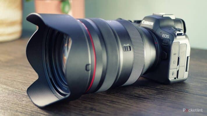 Canon EOS R6 nên đi với RF 45mm hay RF 85mm?