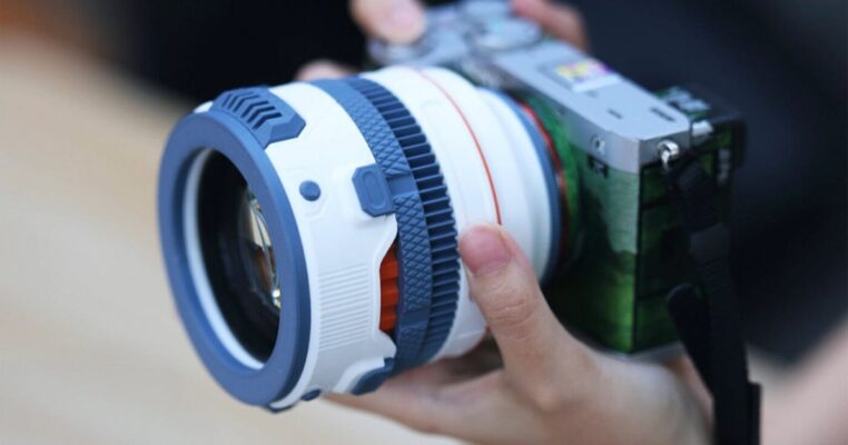 TTArtisan 85mm f/1.8 Neo hướng tới khá nhiều nhóm người dùng. 