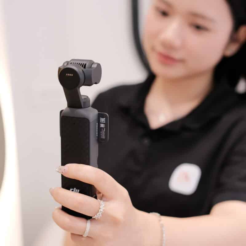 Cập Nhật Firmware Cho DJI Osmo Pocket 4 cũng nhận được một số thay đổi liên quan đến Smart Gimbal Mode.
