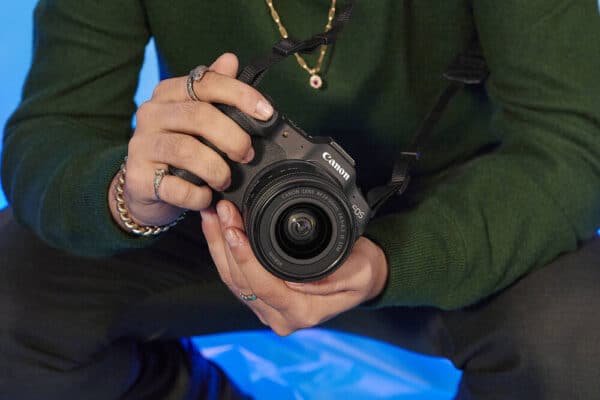 Canon EOS R8 Mark II được nâng cấp mạnh về khả năng ghi lại các chủ thể chuyển động nhanh