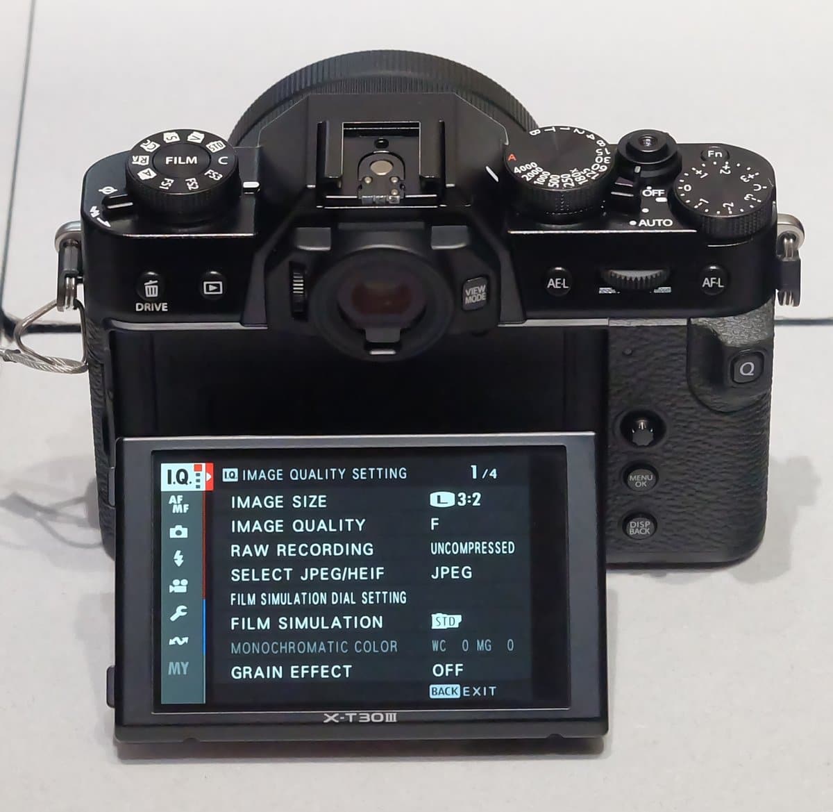 Menu Image Quality Setting trên Fujifilm X-T30 III với mục RAW Recording và Film Simulation