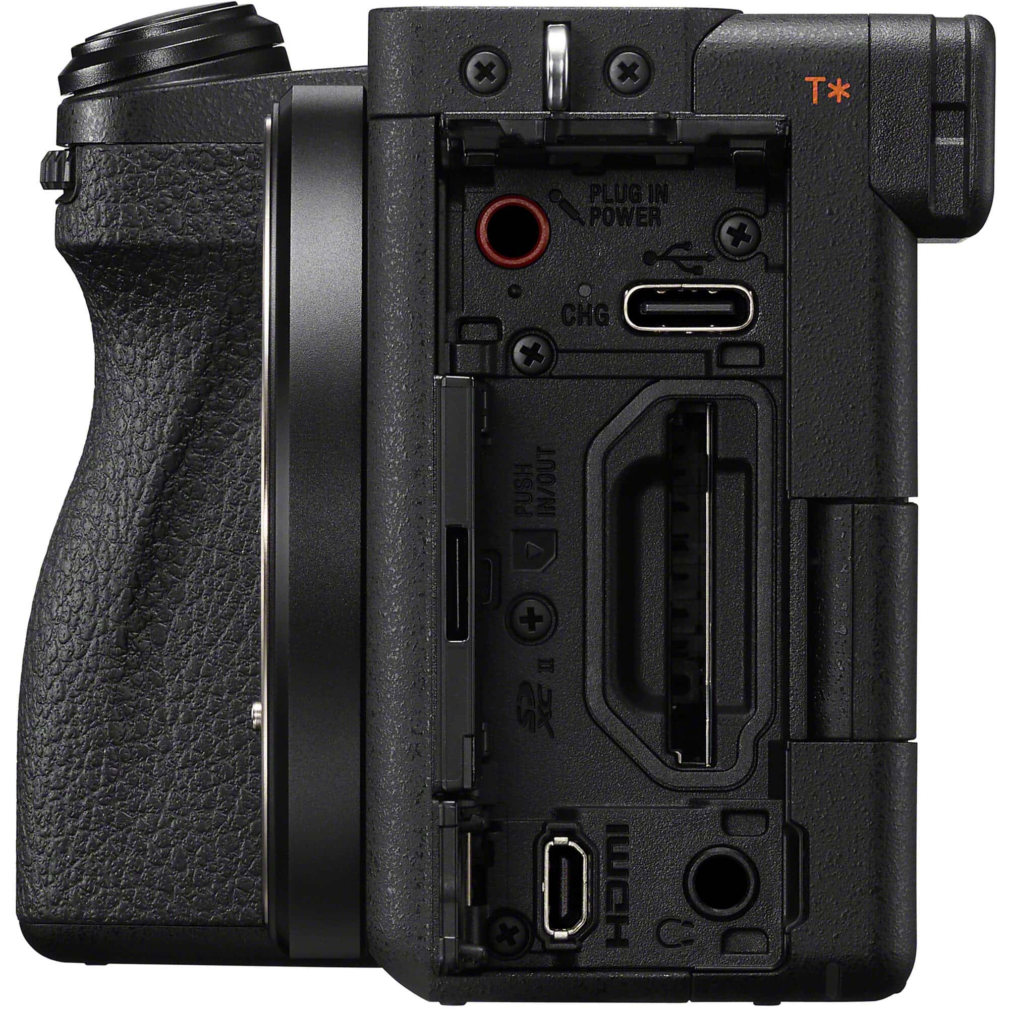 Cổng kết nối Sony A6700: jack mic, jack tai nghe, USB-C và micro HDMI